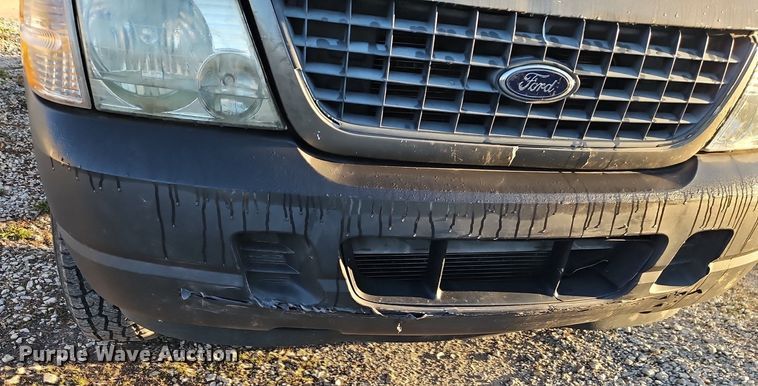 image for item EI3644 2004 Ford Explorer  SUV
