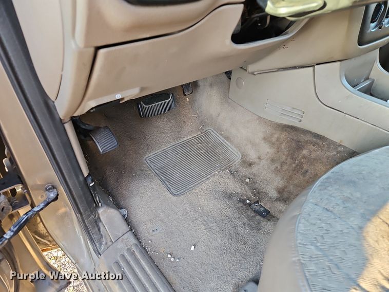 image for item EI3644 2004 Ford Explorer  SUV