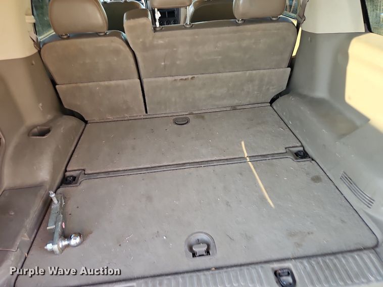 image for item EI3644 2004 Ford Explorer  SUV
