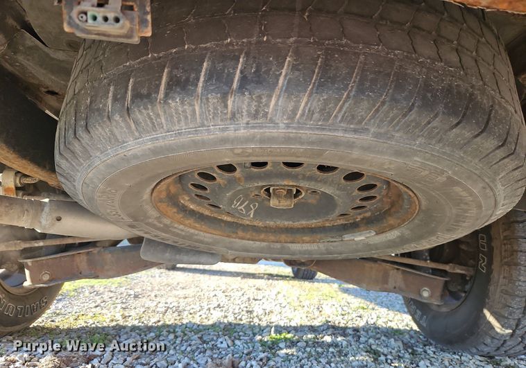 image for item EI3644 2004 Ford Explorer  SUV