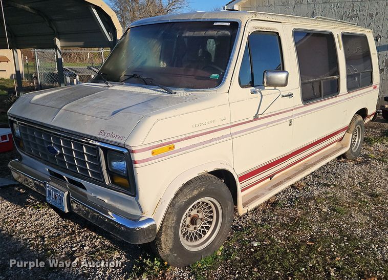 image for item EI3645 1989 Ford E150 van