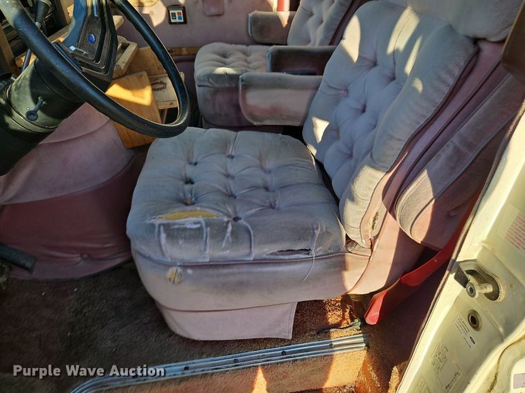 image for item EI3645 1989 Ford E150 van