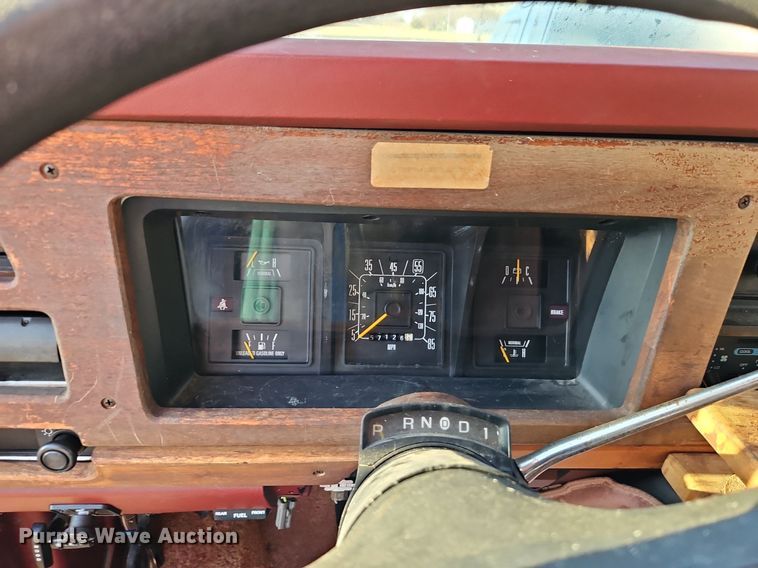 image for item EI3645 1989 Ford E150 van