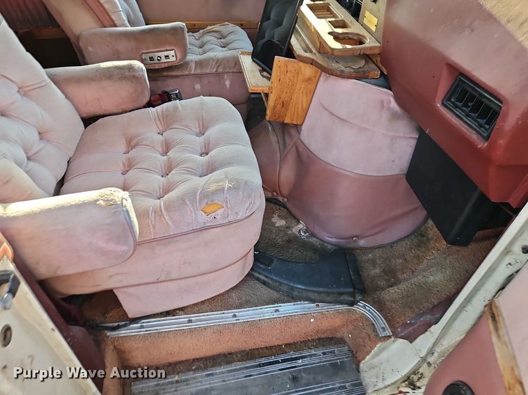 image for item EI3645 1989 Ford E150 van