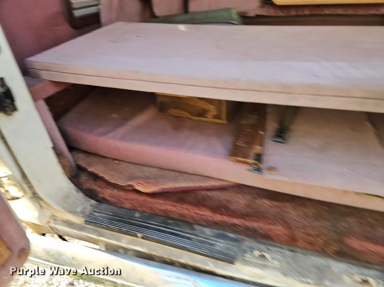 image for item EI3645 1989 Ford E150 van