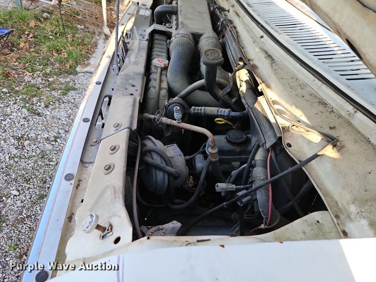 image for item EI3645 1989 Ford E150 van