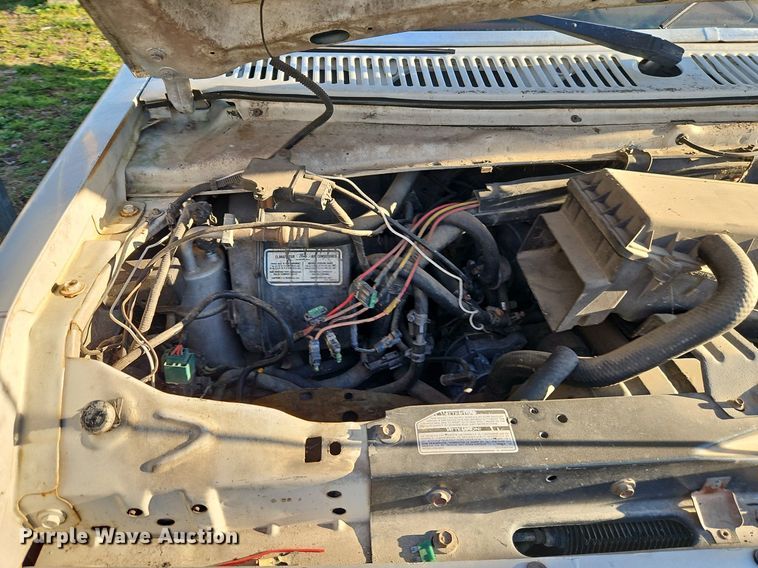 image for item EI3645 1989 Ford E150 van