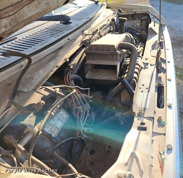 image for item EI3645 1989 Ford E150 van