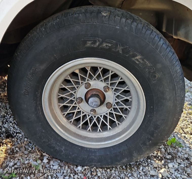 image for item EI3645 1989 Ford E150 van