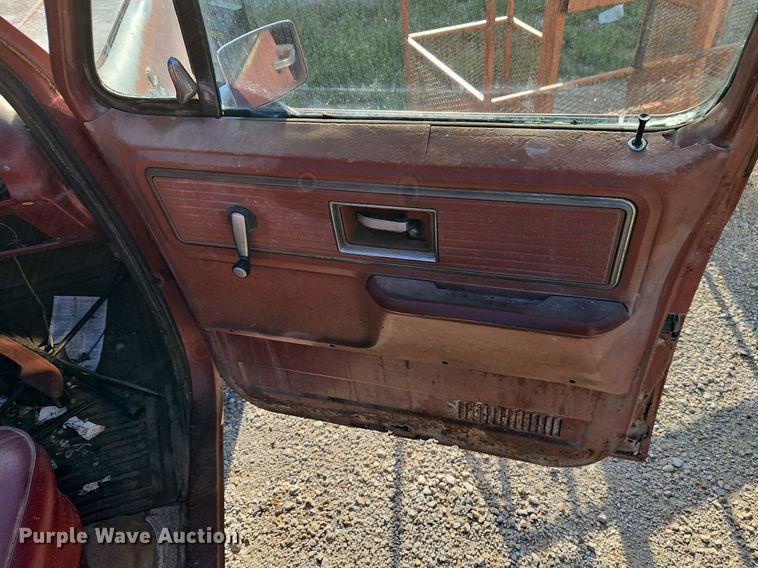 image for item EI3650 1977 Chevrolet  Scottsdale 10 pickup truck