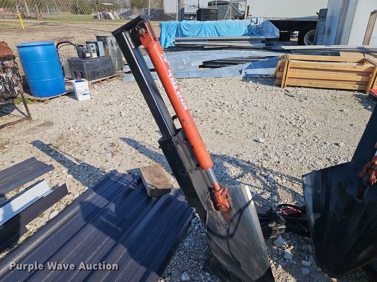 image for item EI3651 Detco skid steer tree spade
