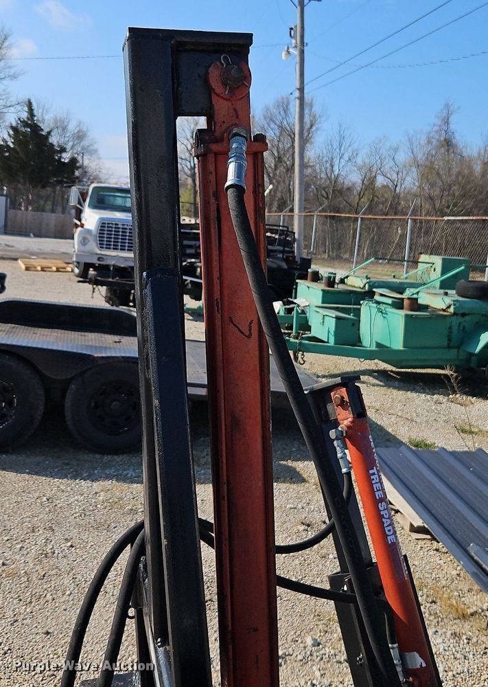 image for item EI3651 Detco skid steer tree spade