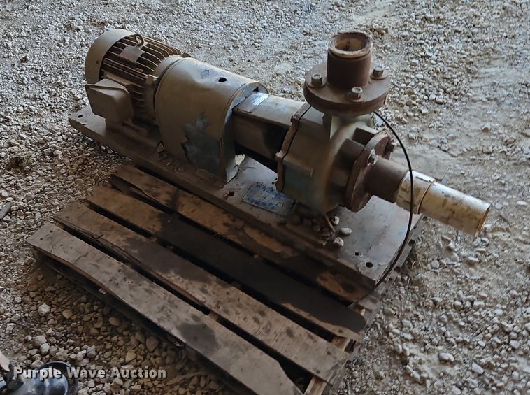 image for item EI3652 Allis-Chalmers 2000 pump