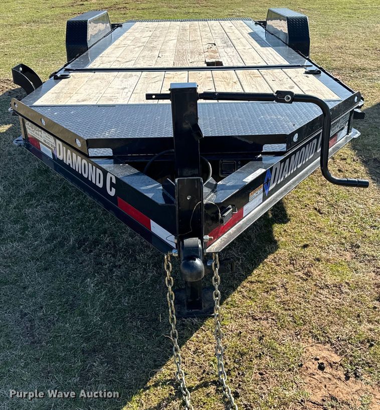 image for item EJ0332 2020 Diamond C tilt deck utility trailer