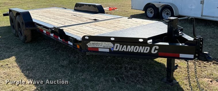 image for item EJ0332 2020 Diamond C tilt deck utility trailer