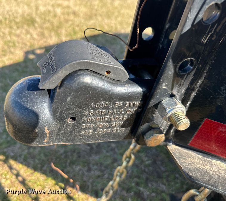 image for item EJ0332 2020 Diamond C tilt deck utility trailer