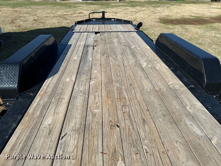 image for item EJ0332 2020 Diamond C tilt deck utility trailer