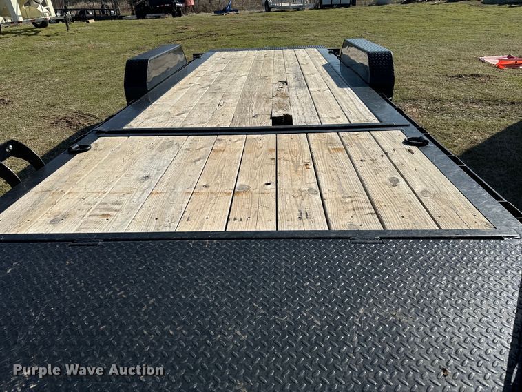 image for item EJ0332 2020 Diamond C tilt deck utility trailer