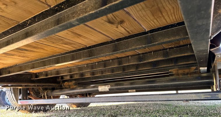 image for item EJ0332 2020 Diamond C tilt deck utility trailer