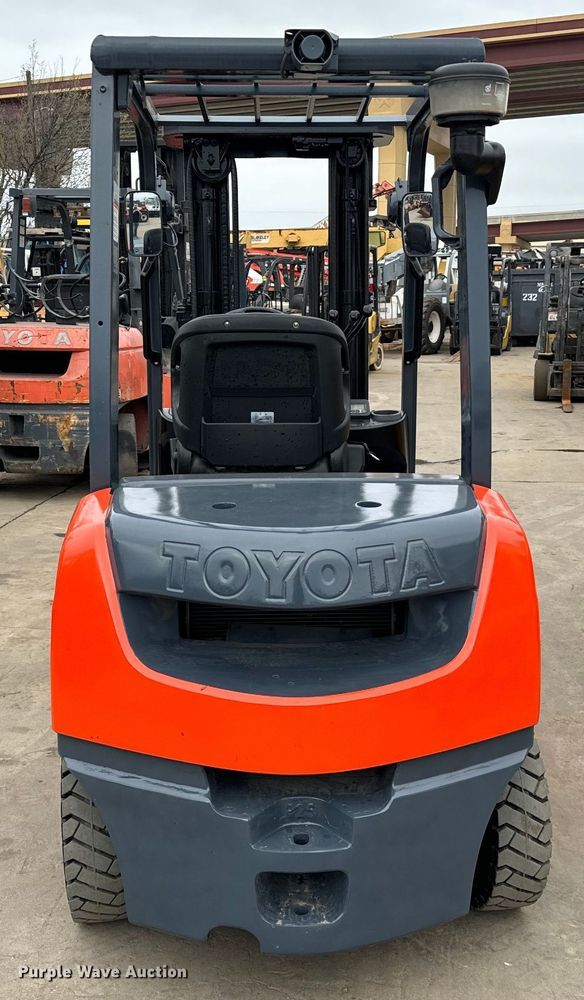 image for item EJ0359 Toyota forklift