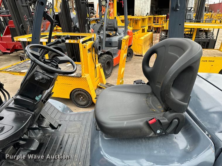 image for item EJ0359 Toyota forklift
