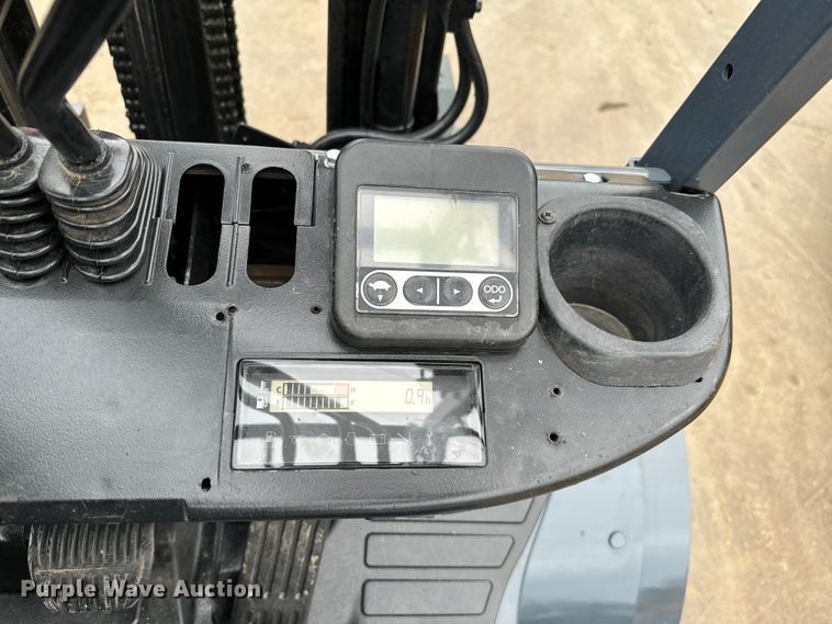 image for item EJ0359 Toyota forklift