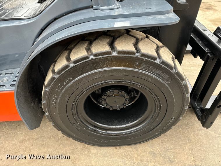 image for item EJ0359 Toyota forklift