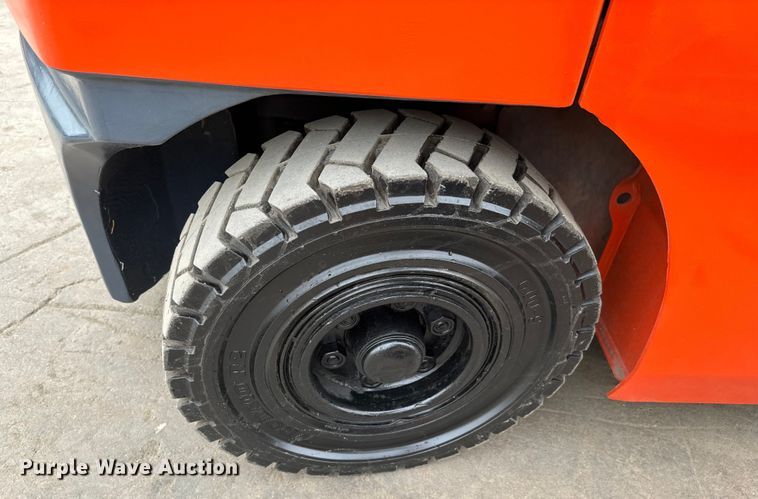 image for item EJ0359 Toyota forklift