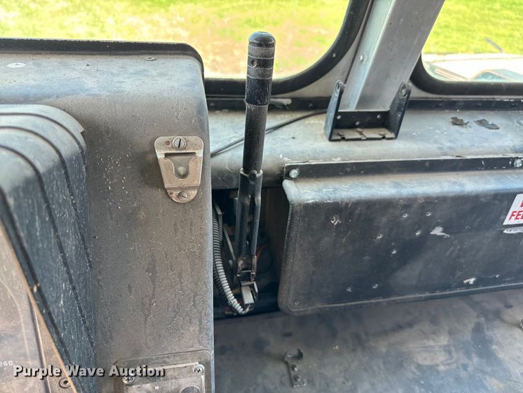 image for item EJ0363 1994 GMC food truck