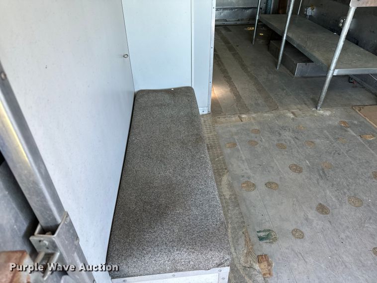 image for item EJ0363 1994 GMC food truck