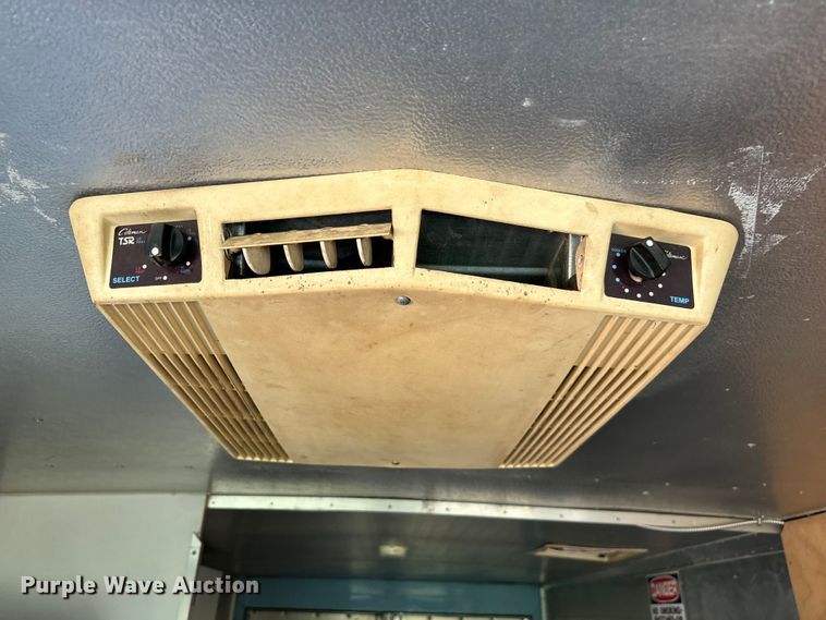 image for item EJ0363 1994 GMC food truck