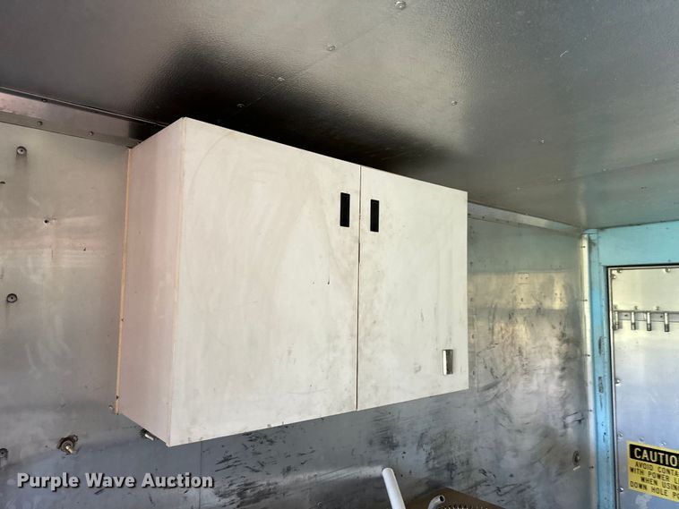 image for item EJ0363 1994 GMC food truck