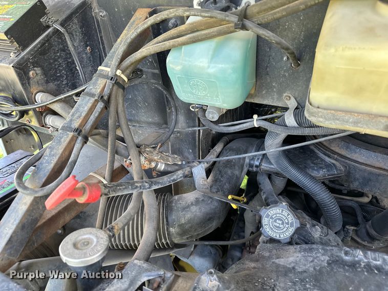 image for item EJ0363 1994 GMC food truck