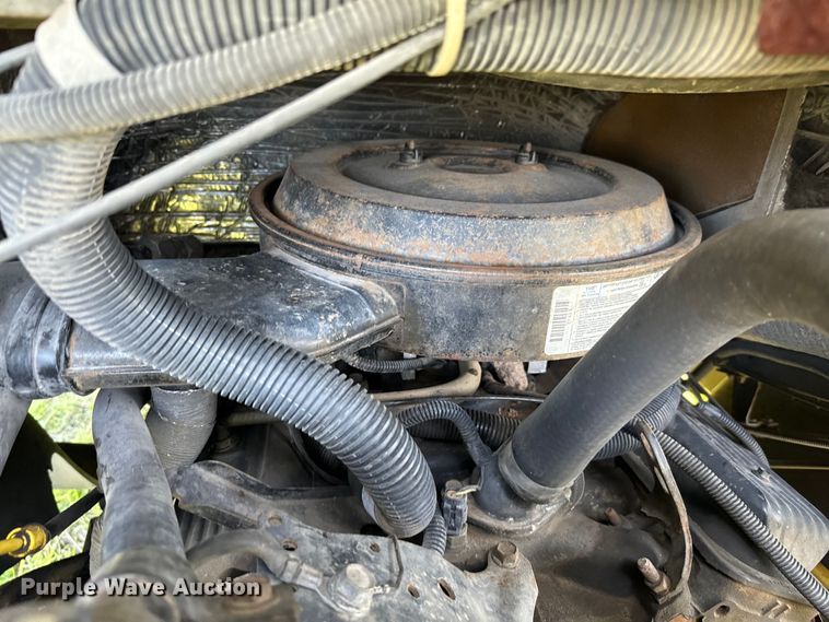 image for item EJ0363 1994 GMC food truck