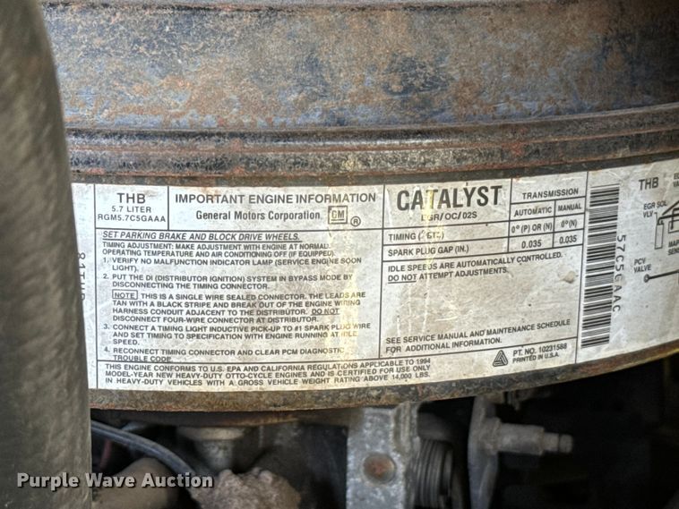 image for item EJ0363 1994 GMC food truck