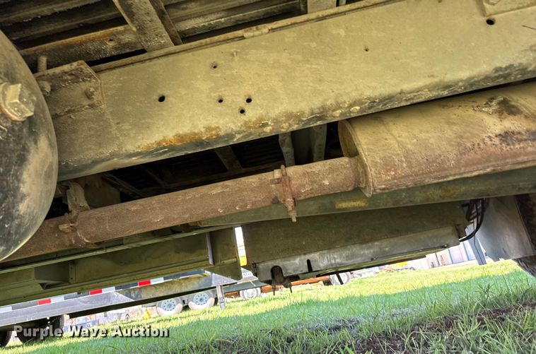 image for item EJ0363 1994 GMC food truck