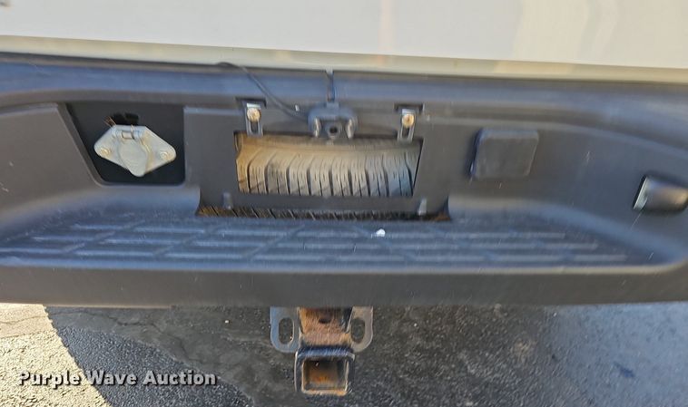 image for item EJ6160 2013 Chevrolet  Silverado 1500 Crew Cab pickup truck