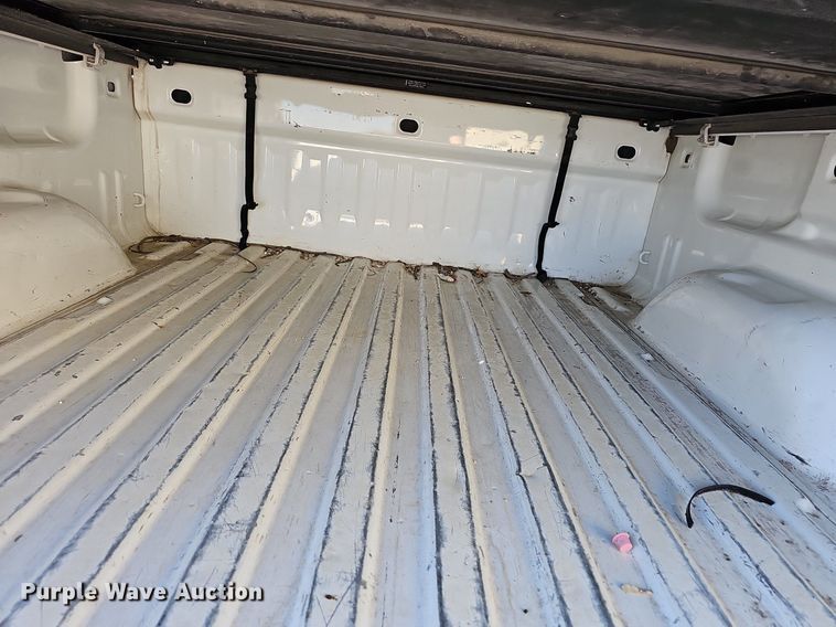 image for item EJ6160 2013 Chevrolet  Silverado 1500 Crew Cab pickup truck