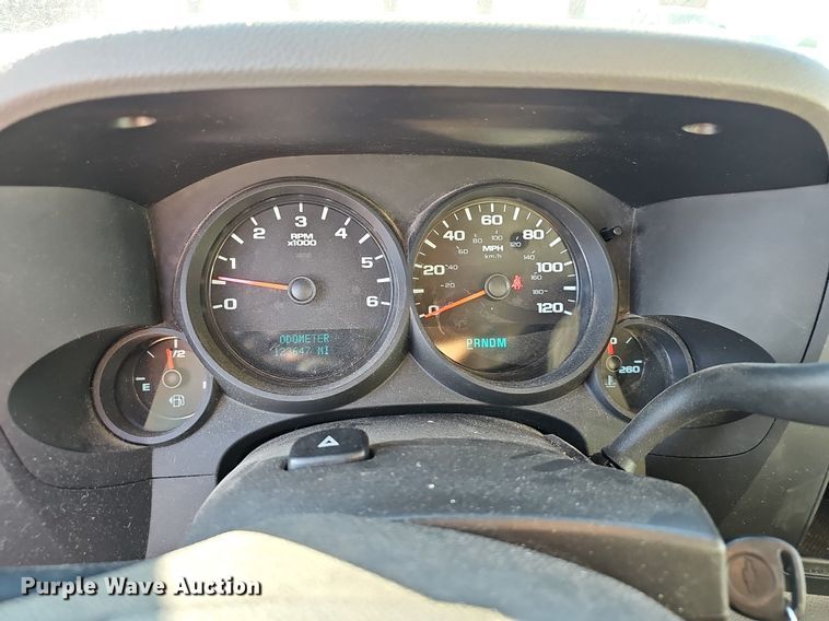 image for item EJ6160 2013 Chevrolet  Silverado 1500 Crew Cab pickup truck