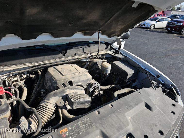 image for item EJ6160 2013 Chevrolet  Silverado 1500 Crew Cab pickup truck