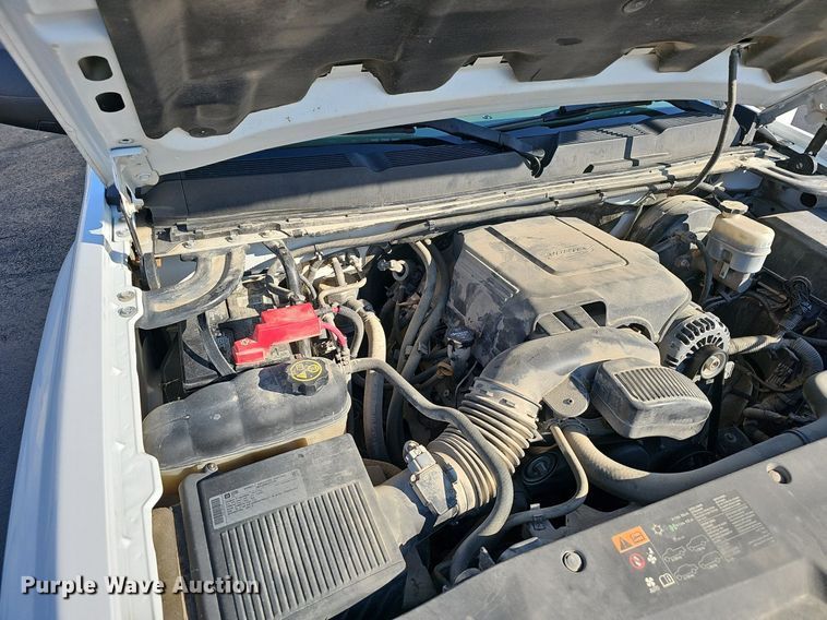 image for item EJ6160 2013 Chevrolet  Silverado 1500 Crew Cab pickup truck