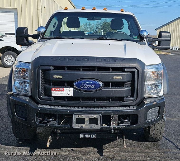 image for item EJ6162 2013 Ford  F550 Super Duty XL truck cab and chassis