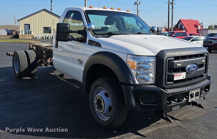 image for item EJ6162 2013 Ford  F550 Super Duty XL truck cab and chassis