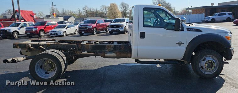 image for item EJ6162 2013 Ford  F550 Super Duty XL truck cab and chassis