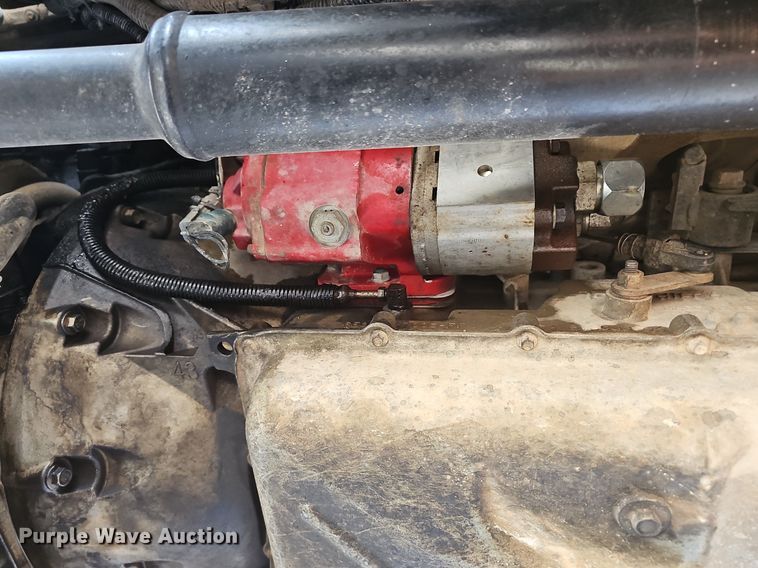 image for item EJ6162 2013 Ford  F550 Super Duty XL truck cab and chassis