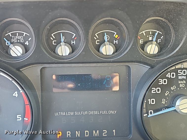 image for item EJ6162 2013 Ford  F550 Super Duty XL truck cab and chassis