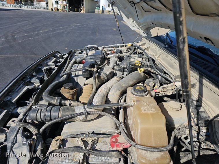 image for item EJ6162 2013 Ford  F550 Super Duty XL truck cab and chassis