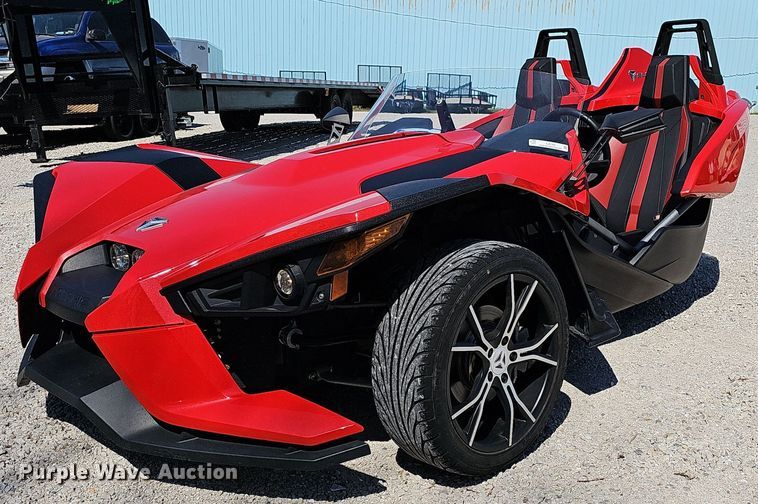 image for item EJ6169 2015 Polaris  Slingshot SL  motorcycle