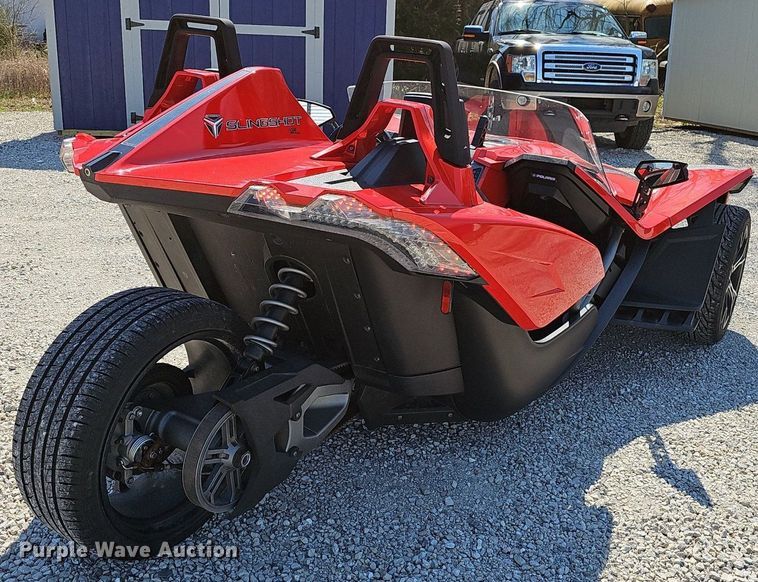 image for item EJ6169 2015 Polaris  Slingshot SL  motorcycle
