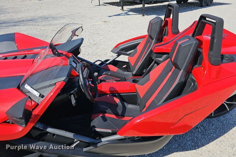 image for item EJ6169 2015 Polaris  Slingshot SL  motorcycle
